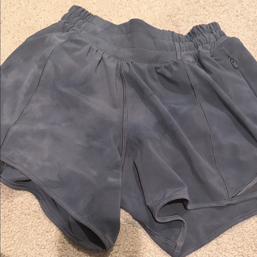 Lululemon Women's grey diamond dye hotty hot Athletic Shorts sz 0